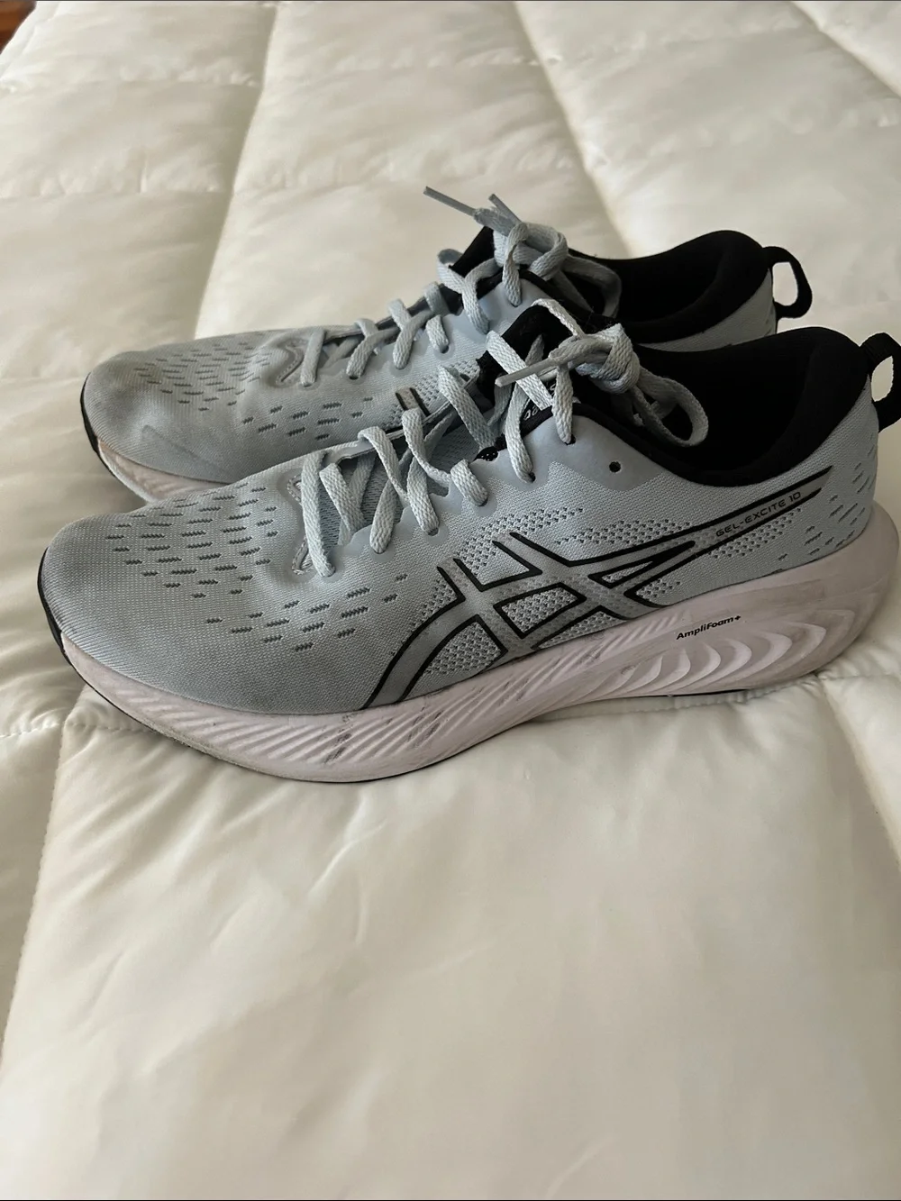 Asics light blue gel excite 10 Athletic Sneakers size 9.5